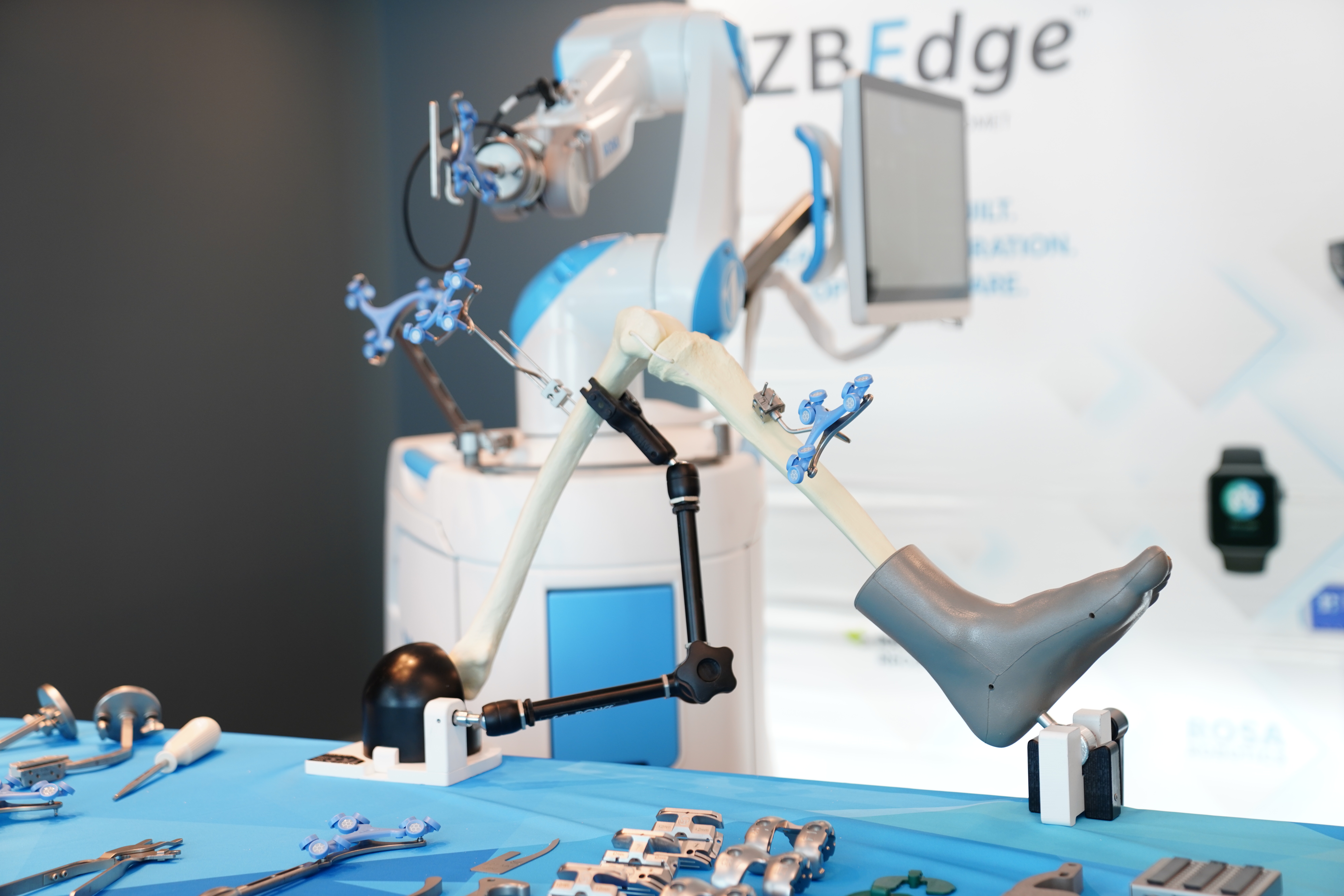 Ortopedik robotik ve teknolojiye olan talep artmaya devam ediyor