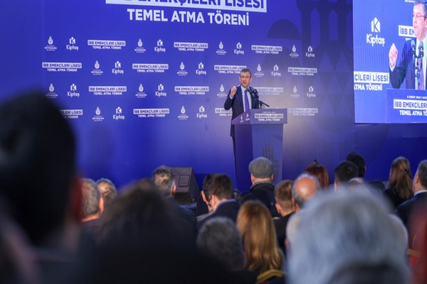 Özel,  İBB Emekçileri Lisesi'nin temel atma törenine katıldı