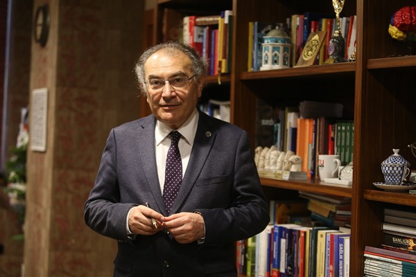 Prof. Dr. Nevzat Tarhan: “Sessiz iyilik, iyiliğin en kaliteli ve en üst makamıdır”