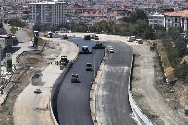 Pursaklar Alternatif Giriş-Çıkış Bulvarı ve Alt Geçidi” projesinde sona yaklaşıldı