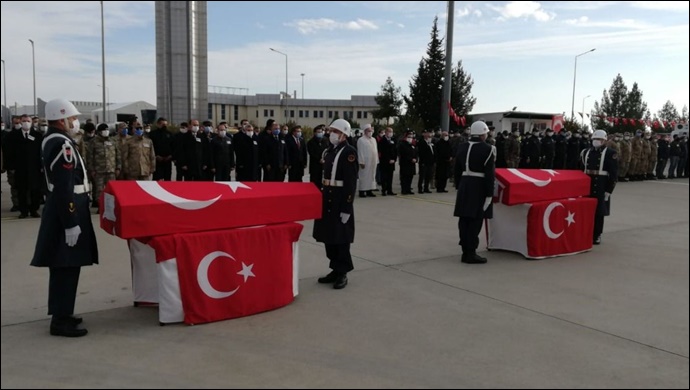 Rasulayn'da şehit olan askerler Şanlıurfa'daki törenle uğurlandı!