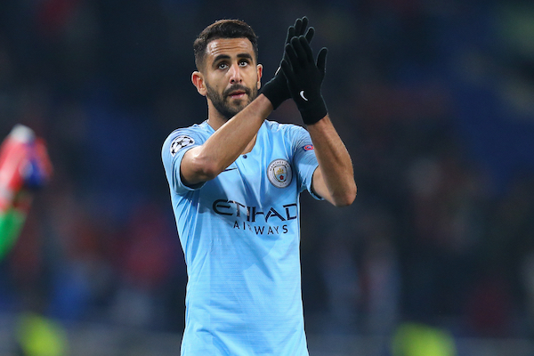 Riyad Mahrez sosyal medya hesabından Türk estetik merkezini paylaştı