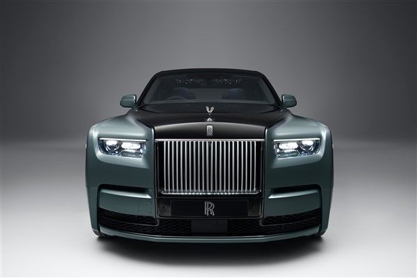 Rolls-Royce Phantom; yeni bir ifade ile geliyor 