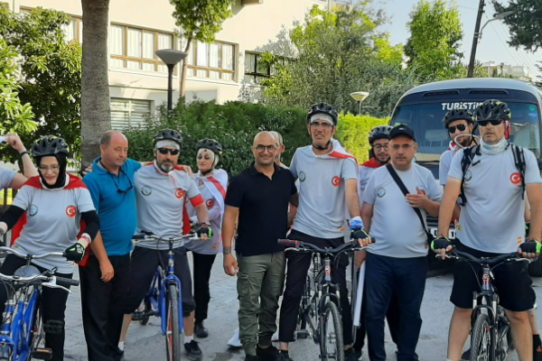 Rumi Görme Engelliler Derneği Üyeleri, KKTC’de pedal çevirdi