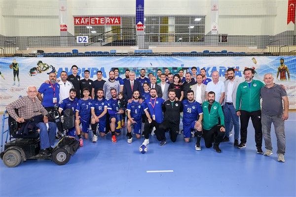 Sakarya Büyükşehir Belediyesi Hentbol Takımı yarı finale kaldı