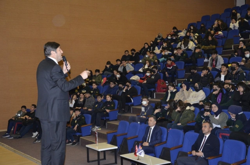 Şanlıurfa Tema Vakfından Öğrencilere Su Günü Konferansı