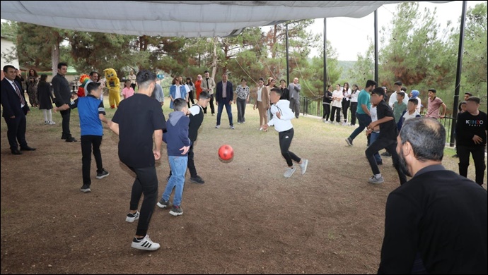 Şanlıurfa Valisi Şıldak çocuklarla bir araya geldi