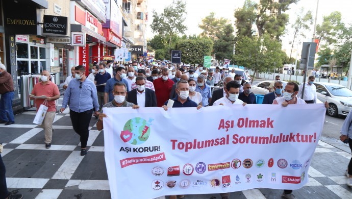 Şanlıurfa'da 24 kuruluştan 'aşı ol' seferberliği