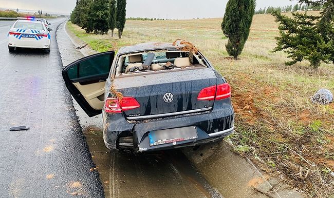 Şanlıurfa'da buzlanma kazaya neden oldu: 3 yaralı