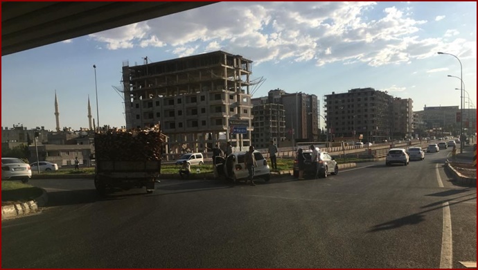 Şanlıurfa'da maddi hasarlı trafik kazası