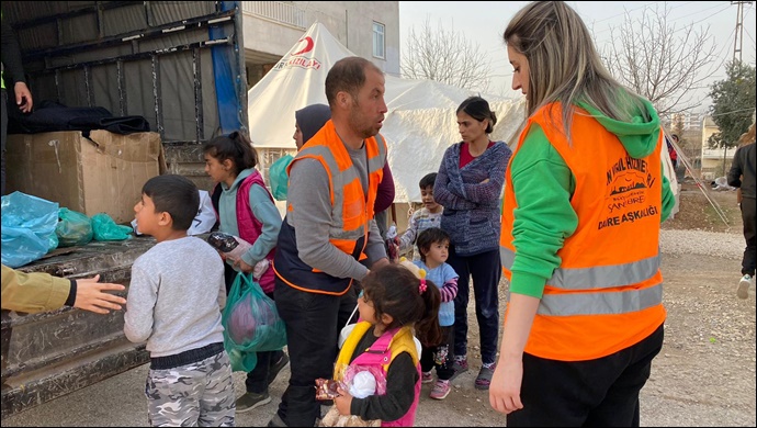 Şanlıurfalı Kadınlar Ürettikleri Bez Bebekleri Adıyaman’a Gönderdi-(VİDEO)