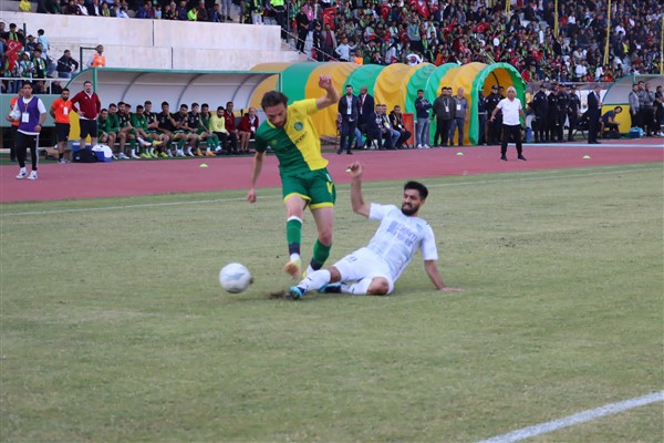 Şanlıurfaspor - Arnavutköy Belediye Gençlik ve Spor: 1-1