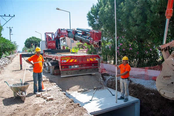 Seferihisar'a yeni yağmur suyu hattı