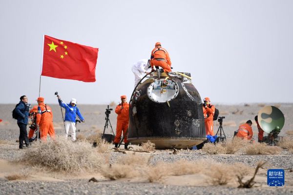 Shenzhou-13 mürettebatı 6 ay sonra Dünya’ya döndü