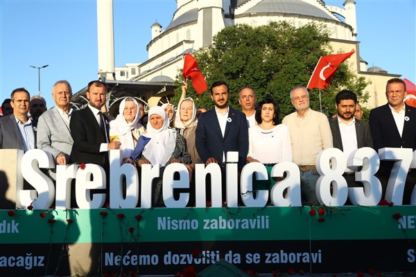 Srebrenitsa şehitleri Bağcılar’da anıldı