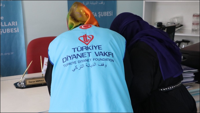 TDV’den Yetim Çocuklara Kırtasiye Yardımı-GÜNCELLEME