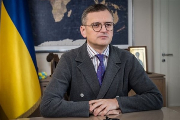 Ukrayna Dışişleri Bakanı Kuleba, Caspar Veldkamp'ı tebrik etti