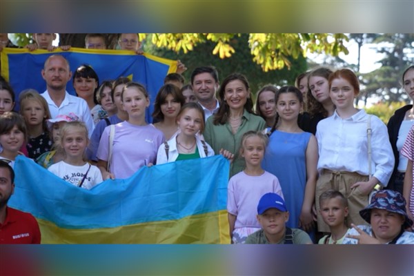 Ukraynalı çocuklar İBB’nin misafiri oldu