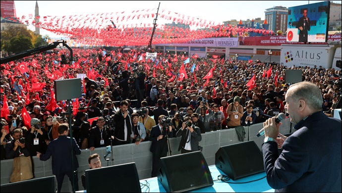 “Ülkemizin her alanda sahip olduğu potansiyeli en üst seviyede hayata geçiriyoruz”