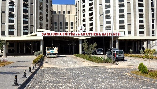 Urfa-Akçakale yolunda feci kaza: 1'i ağır 3 yaralı