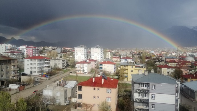 Van’da büyüleyen gökkuşağı