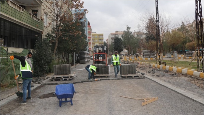 Viranşehir'de Cadde ve Sokaklarda Hummalı Çalışma