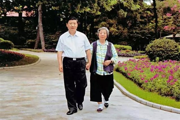 Xi Jinping'in aile ve vatan sevgisi