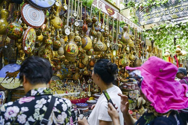 Xinjiang ekonomisi yılın ilk yarısında yüzde 5,1 büyüdü