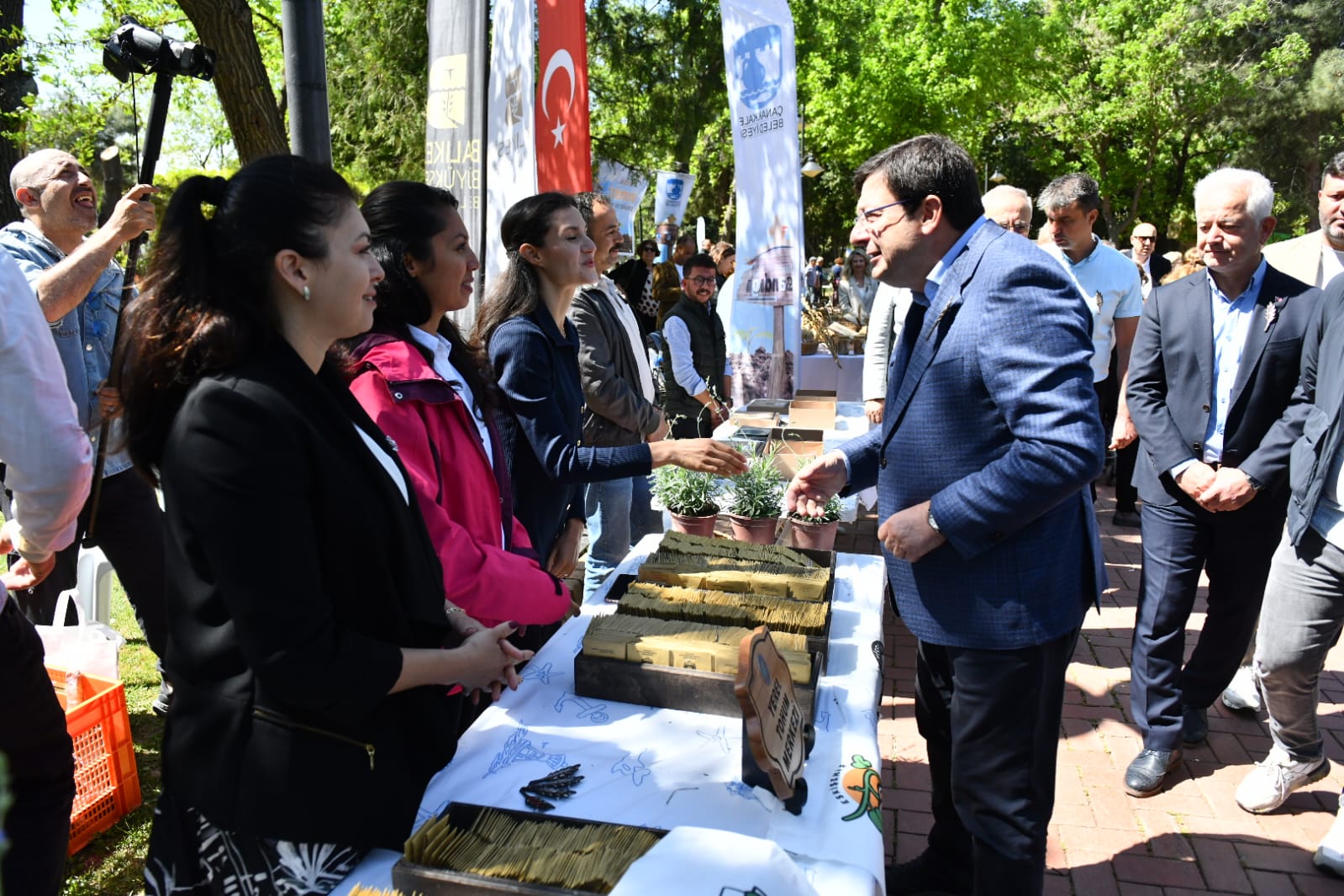 Yerel Tohum Takas Şenliği’nde tohumlar vatandaşlara ulaşıyor