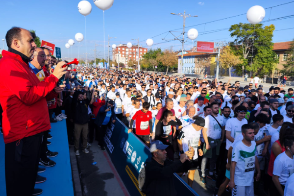 Başkan Altay'dan Konya Yarı Maratonu’na davet