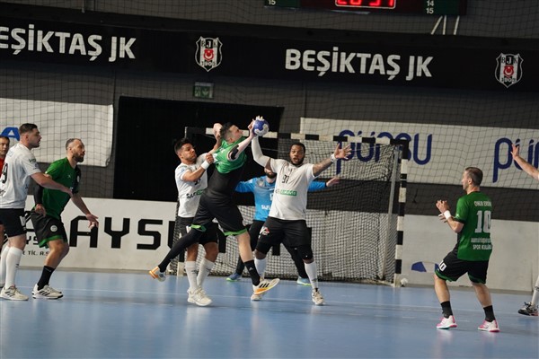 Erkekler Süper Ligi Final Serisi'nde Beşiktaş Safi Çimento 1-0 öne geçti