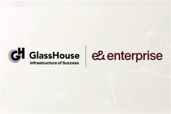GlassHouse’un e& enterprise’ e satışına ilişkin devir sözleşmesi imzalandı