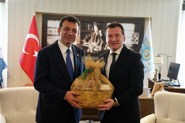 İmamoğlu’ndan Silivri Belediye Başkanı Balcıoğlu’na tebrik ziyareti