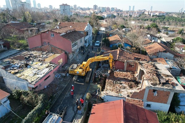 İstanbul'da olası depremde yaklaşık 200 bin bina kullanılamaz hale gelebilir